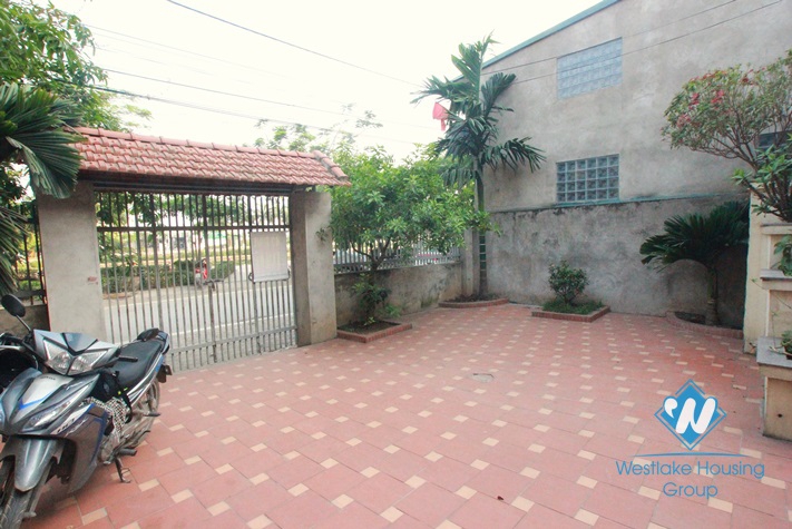 Special traditional house for rent in Au Co, Tay Ho, Hanoi
